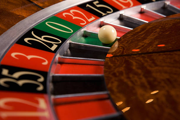 Live dealer table setup with HD multi-camera broadcast at zenustogel studio